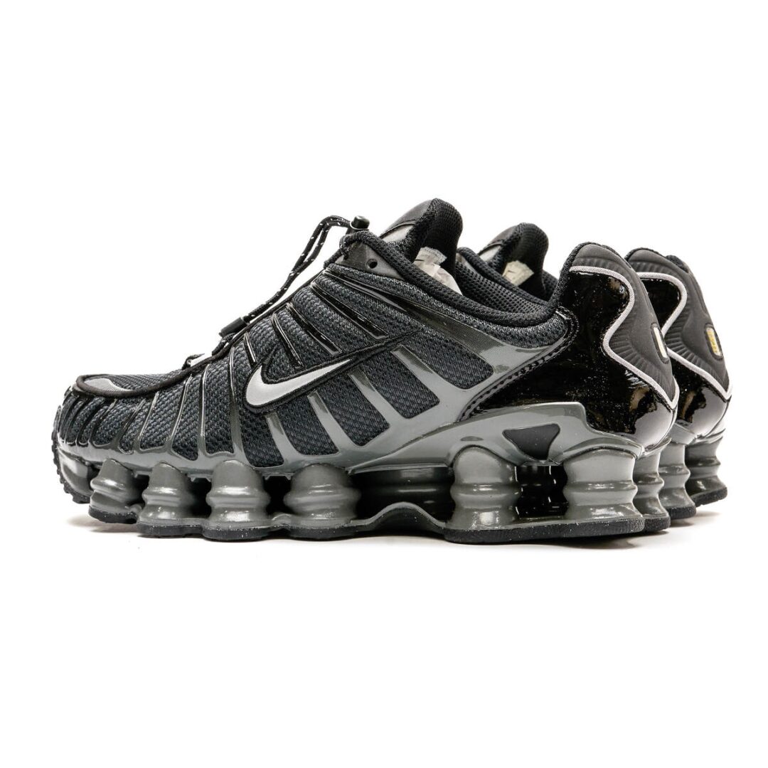 【国内 11/8 発売】ナイキ ウィメンズ ショックス TL “ブラック/メタリックシルバー/アイアングレー” (NIKE WMNS SHOX TL “Black/Metallic Silver/Iron Grey”) [FV0939-001]