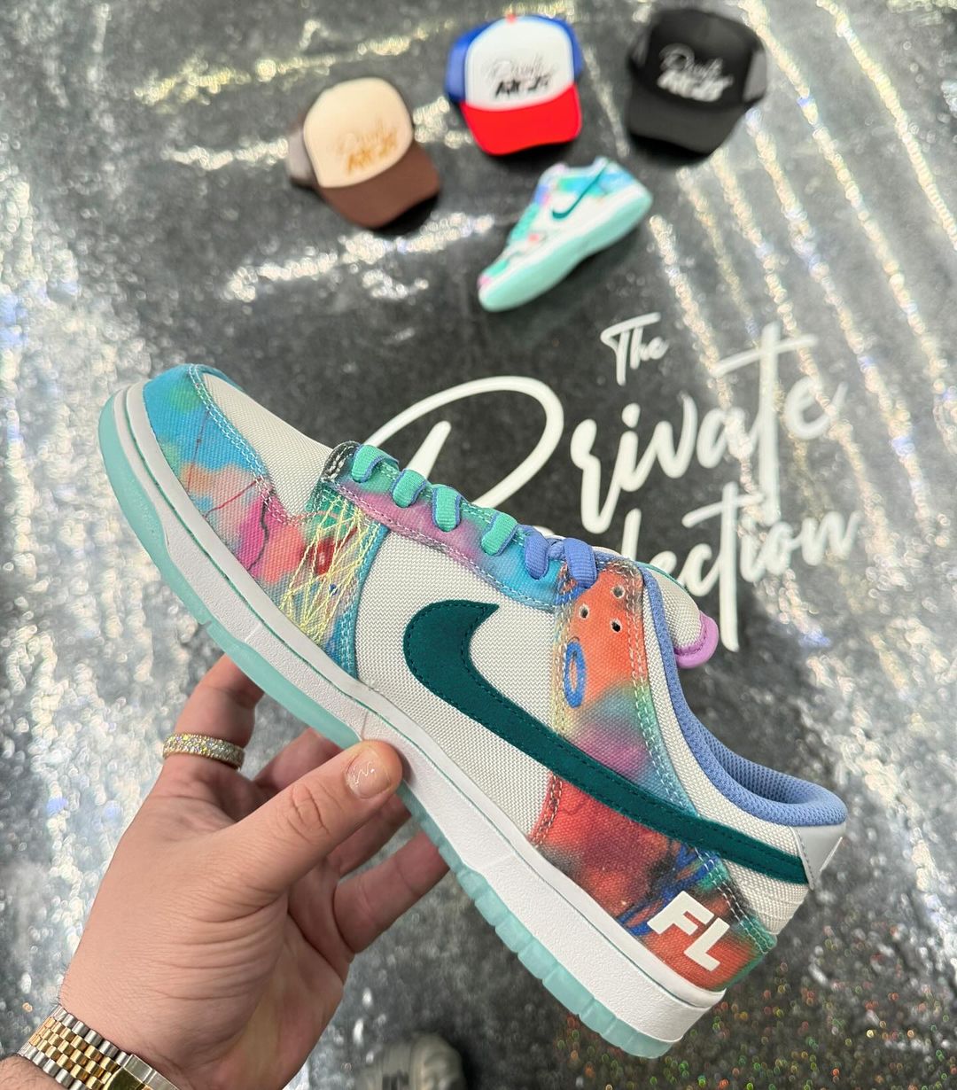 【2024年 5月 発売予定】NIKE SB DUNK LOW × FUTURA (ナイキ SB ダンク ロー フューチュラ) [HF6061-400]