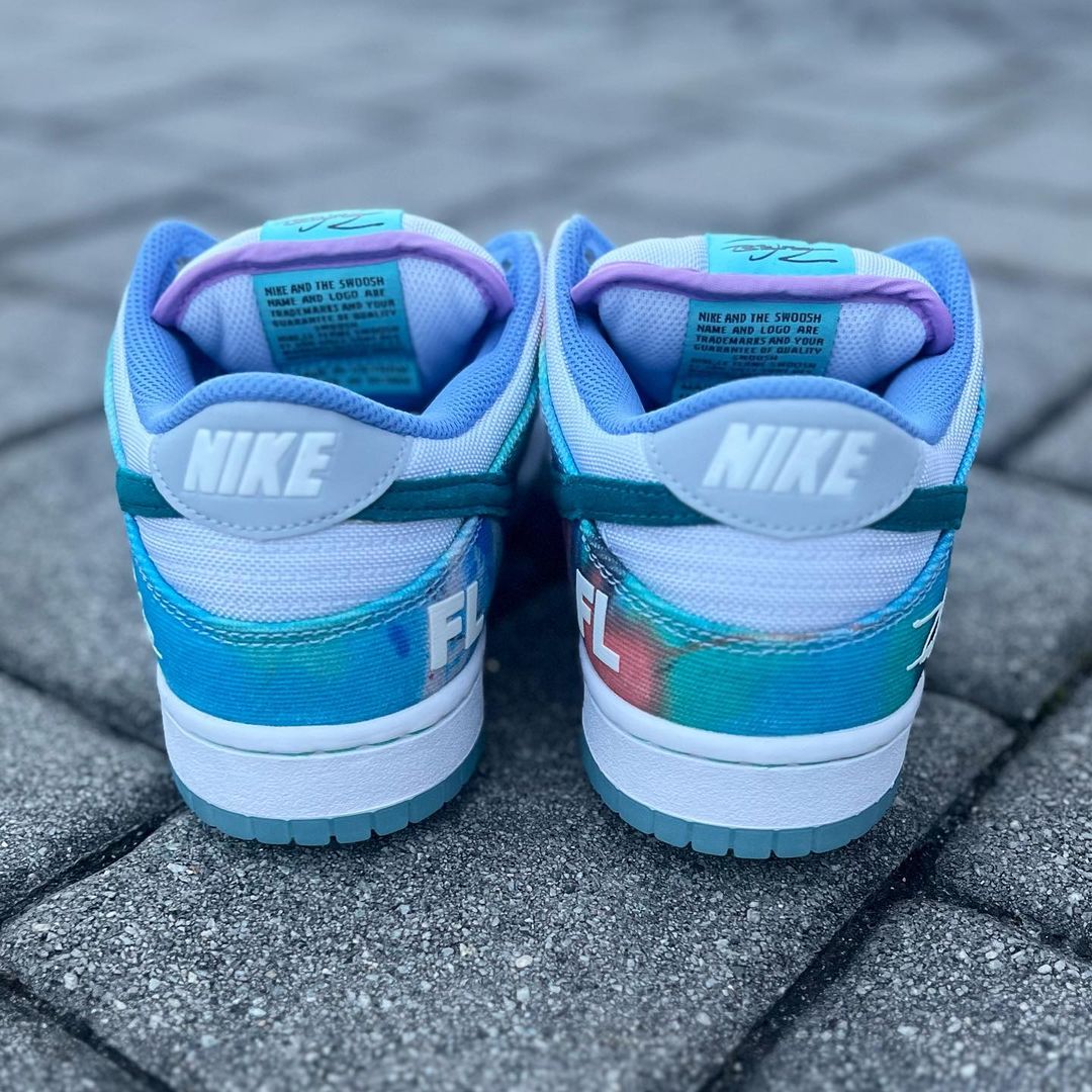 【2024年 5月 発売予定】NIKE SB DUNK LOW × FUTURA (ナイキ SB ダンク ロー フューチュラ) [HF6061-400]