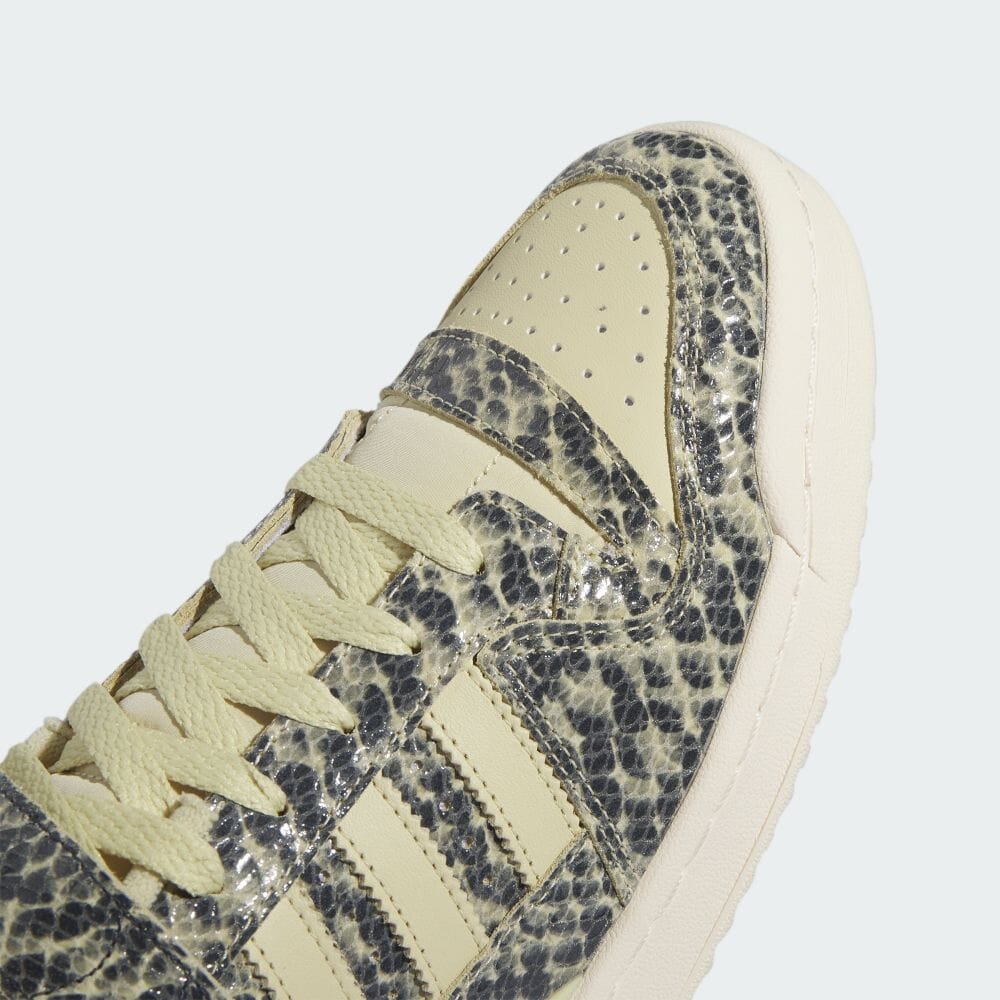 【発売予定】アディダス オリジナルス フォーラム 84 ロー “スネークスキン/サンディーベージュ” (adidas Originals FORUM 84 LOW “Snake Skin/Sandy Beige”) [IE7212]