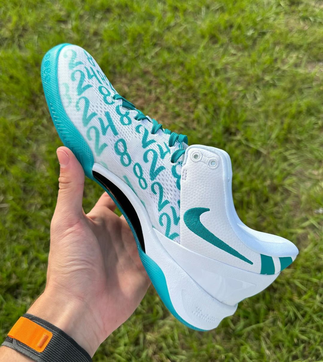 2024年 2/8 発売予定！ナイキ コービー 8 プロトロ “ラディアントエメラルド” (NIKE KOBE 8 PROTRO “Radiant Emerald”) [FQ3549-101]