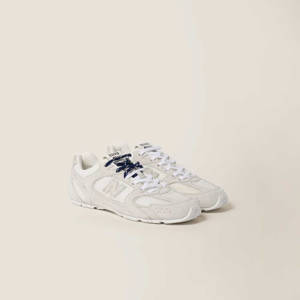 【2024年 2/22 先行、2/27 一般発売】MIU MIU × New Balance 530 SL (ミュウミュウ ニューバランス)