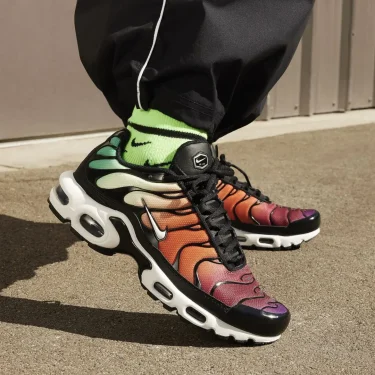 【国内 12/18 発売】NIKE AIR MAX PLUS “Rainbow” (ナイキ エア マックス プラス “レインボー”) [DZ3670-001]