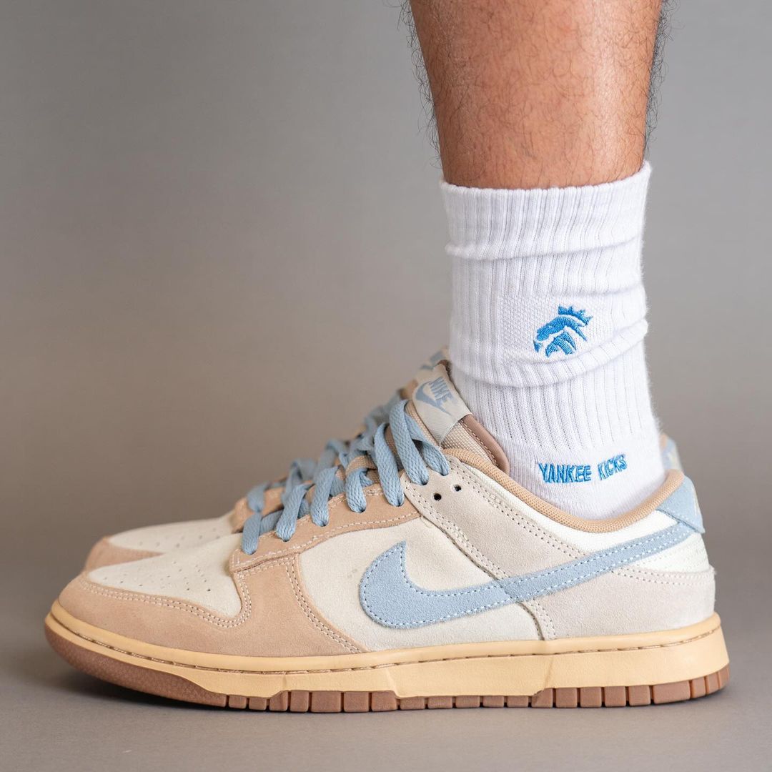 【2/1 発売予定】NIKE DUNK LOW “Sanddrift/Armory Blue” (ナイキ ダンク ロー “サンドドリフト/アーモリーブルー”) [HF0106-100]