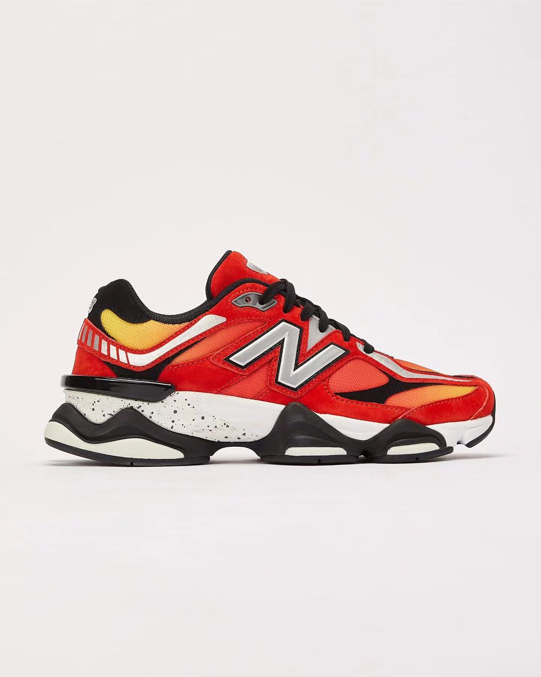 海外 11/17 発売！DTLR x New Balance U9060 DMG “Fire Sign” (ニューバランス)