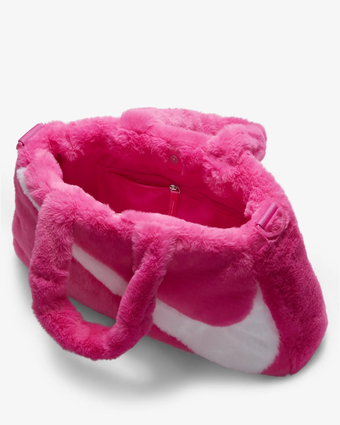 スウッシュを大胆に配置した「ナイキ スポーツウェア フェイクファートート “Laser Fuchsia”」 (NIKE NSW Faux Fur Tote) [FB3050-617]