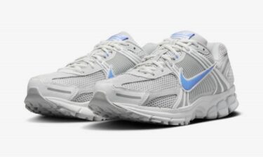 【国内 10/13 発売】ナイキ ズーム ボメロ 5 “フォトンダスト/ユニバーシティブルー” (NIKE ZOOM VOMERO 5 “Photon Dust/University Blue”) [FB9149-100]