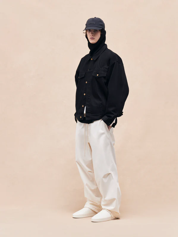 【10/20 発売】FEAR OF GOD ESSENTIALS 2023 FALL (フィア オブ ゴッド エッセンシャルズ 2023年 秋/フォール)