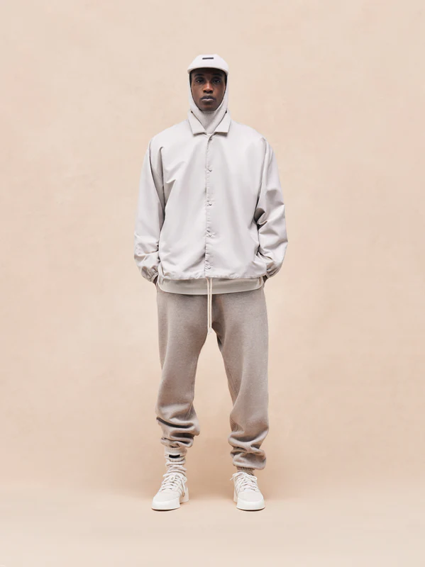 【10/20 発売】FEAR OF GOD ESSENTIALS 2023 FALL (フィア オブ ゴッド エッセンシャルズ 2023年 秋/フォール)