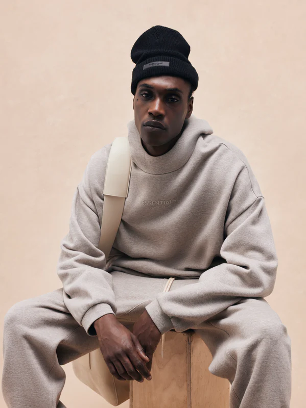 【10/20 発売】FEAR OF GOD ESSENTIALS 2023 FALL (フィア オブ ゴッド エッセンシャルズ 2023年 秋/フォール)