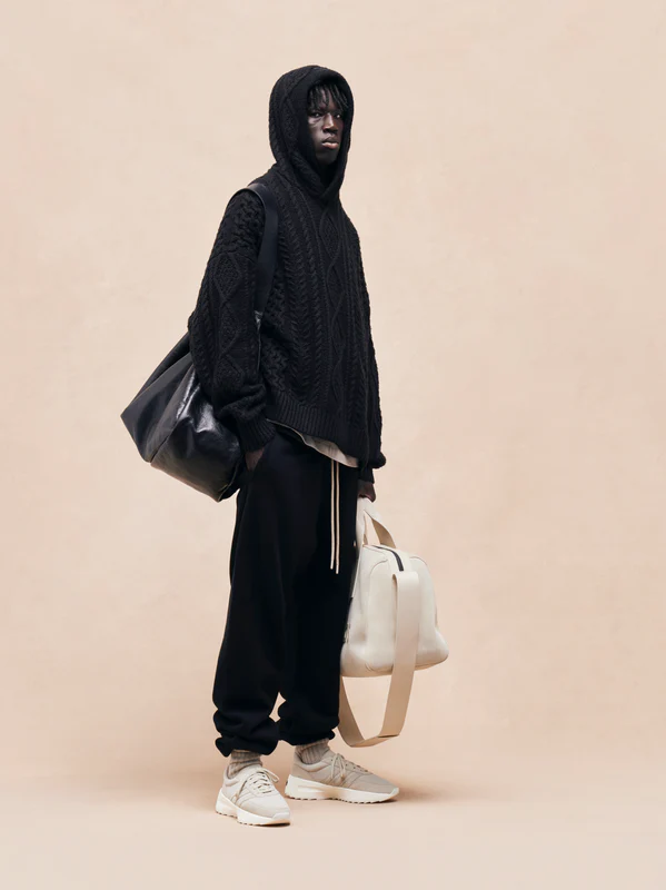 【10/20 発売】FEAR OF GOD ESSENTIALS 2023 FALL (フィア オブ ゴッド エッセンシャルズ 2023年 秋/フォール)