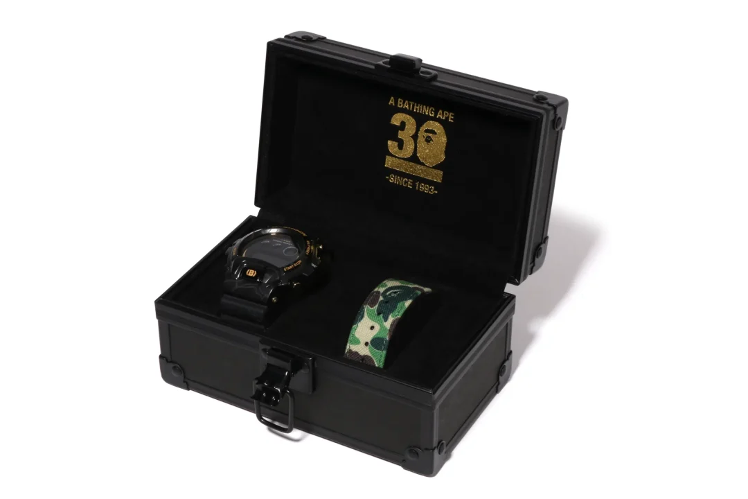 【11/1 先行、11/4 発売】A BATHING APE × G-SHOCK 2023 F/W GM-6900 (ア ベイシング エイプ Gショック)