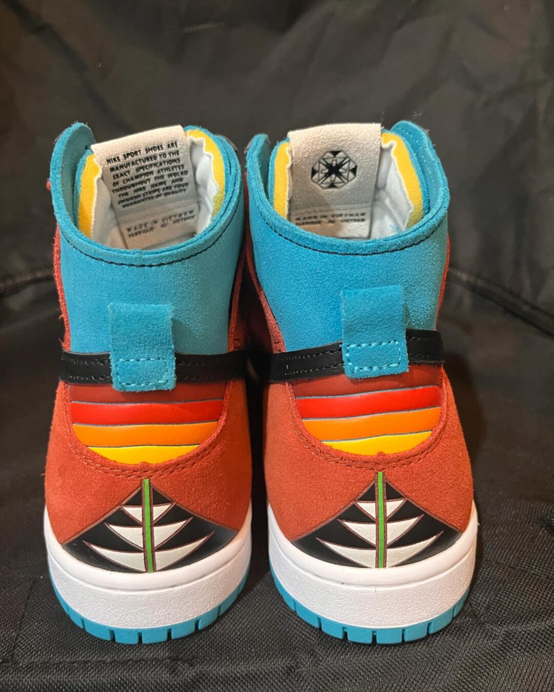 【2024年 6/1 発売】DiOrr Greenwood x NIKE SB DUNK HIGH (ディオール グリーンウッド ナイキ SB ダンク ハイ) [FQ1775-400]