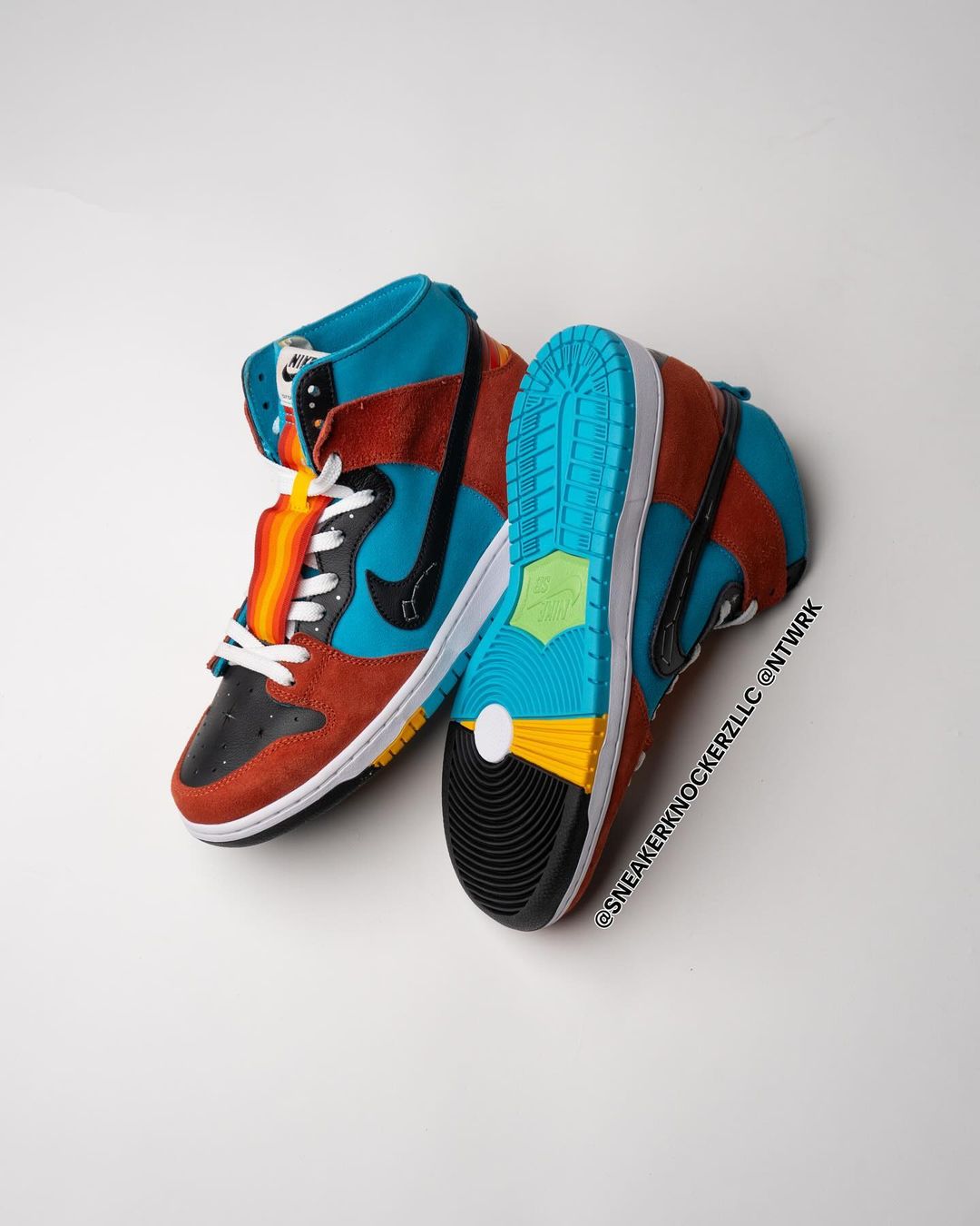 【2024年 6/1 発売】DiOrr Greenwood x NIKE SB DUNK HIGH (ディオール グリーンウッド ナイキ SB ダンク ハイ) [FQ1775-400]