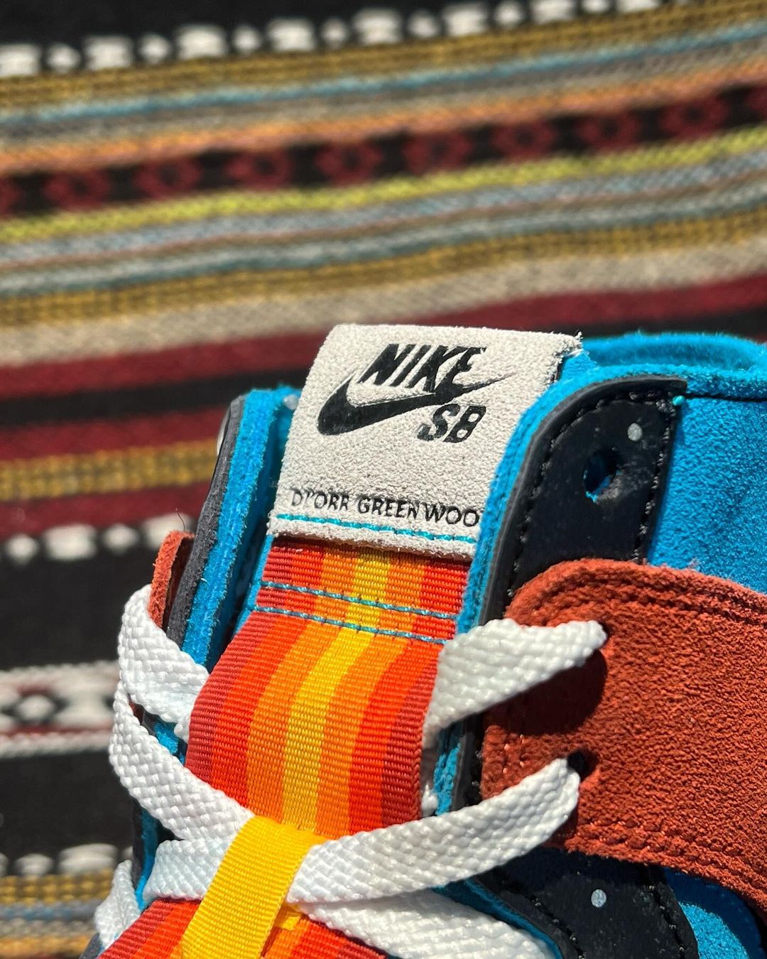 【2024年 6/1 発売】DiOrr Greenwood x NIKE SB DUNK HIGH (ディオール グリーンウッド ナイキ SB ダンク ハイ) [FQ1775-400]