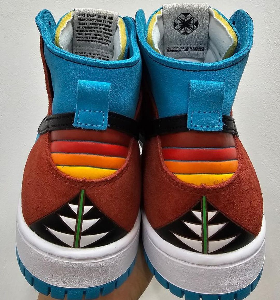 【2024年 6/1 発売】DiOrr Greenwood x NIKE SB DUNK HIGH (ディオール グリーンウッド ナイキ SB ダンク ハイ) [FQ1775-400]