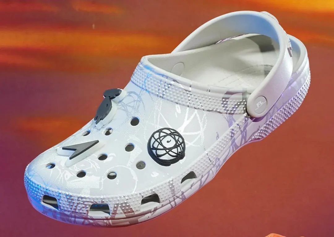 【2024年 3/11、3/15 発売】crocs × Futura Classic Clog (クロックス フューチュラ)