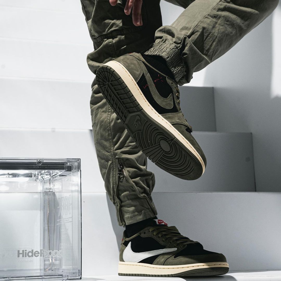 2024年 9/12 発売予定！トラビス・スコット × ナイキ エア ジョーダン 1 ロー OG “ブラック/オリーブ” (TRAVIS SCOTT NIKE AIR JORDAN 1 LOW OG “Black/Olive”) [DM7866-002]