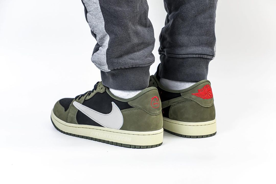 2024年 9/12 発売予定！トラビス・スコット × ナイキ エア ジョーダン 1 ロー OG “ブラック/オリーブ” (TRAVIS SCOTT NIKE AIR JORDAN 1 LOW OG “Black/Olive”) [DM7866-002]