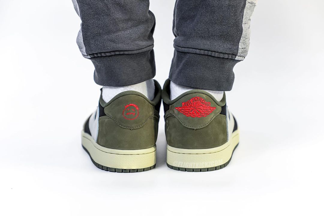 2024年 9/12 発売予定！トラビス・スコット × ナイキ エア ジョーダン 1 ロー OG “ブラック/オリーブ” (TRAVIS SCOTT NIKE AIR JORDAN 1 LOW OG “Black/Olive”) [DM7866-002]