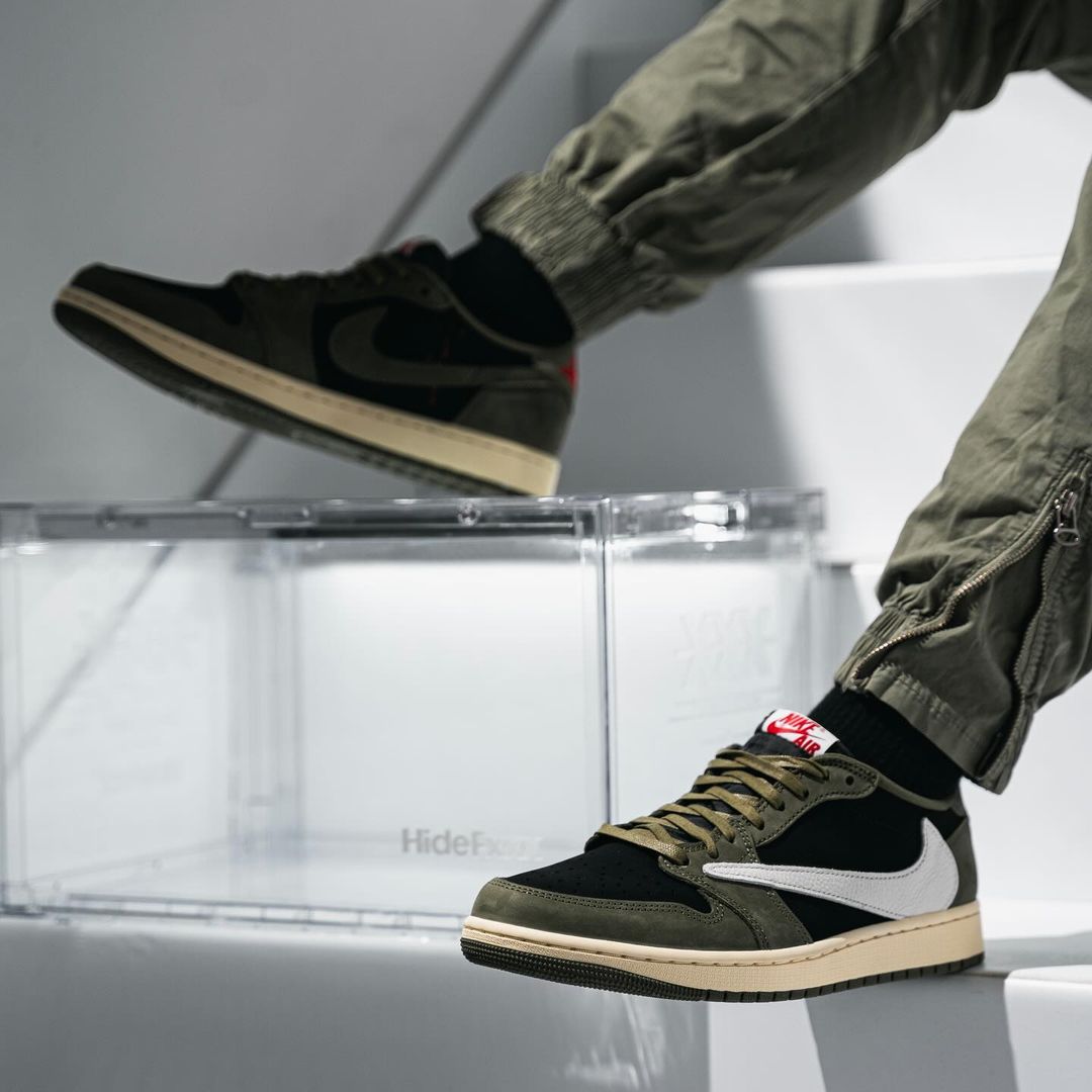 2024年 9/12 発売予定！トラビス・スコット × ナイキ エア ジョーダン 1 ロー OG “ブラック/オリーブ” (TRAVIS SCOTT NIKE AIR JORDAN 1 LOW OG “Black/Olive”) [DM7866-002]