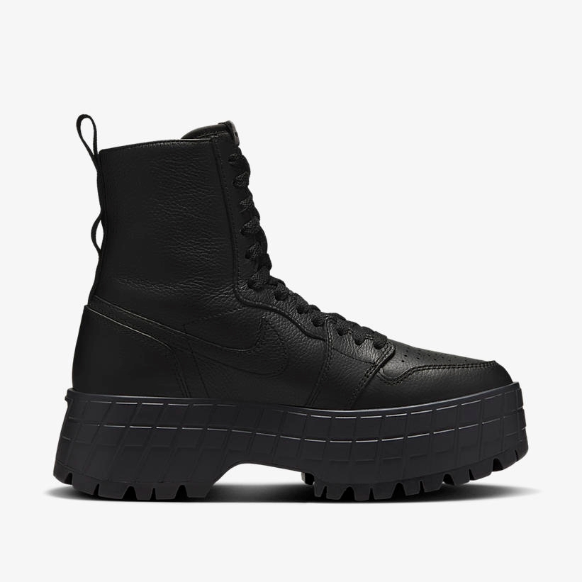 【2025年 リストック】NIKE WMNS AIR JORDAN 1 HIGH BROOKLYN “Black” (ナイキ ウィメンズ ナイキ エア ジョーダン 1 ハイ ブルックリン “ブラック”) [FJ5737-001]
