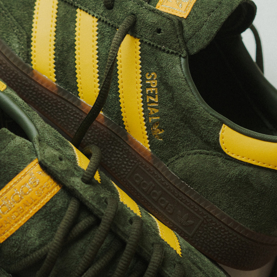 【発売中】adidas Originals HANDBALL SPEZIAL “Night Cargo/Wonder Glow” (アディダス オリジナルス ハンドボール スペツィアル “ナイトカーゴ/ワンダーグロー”) [EF5748/FV1226]