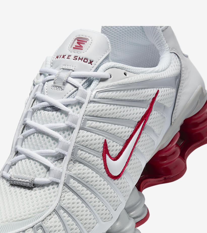 【国内 1/27 発売】ナイキ ウィメンズ ショックス TL “プラチナムティント/ジムレッド” (NIKE WMNS SHOX TL “Platinum Tint/Gym Red”) [FZ4344-001]