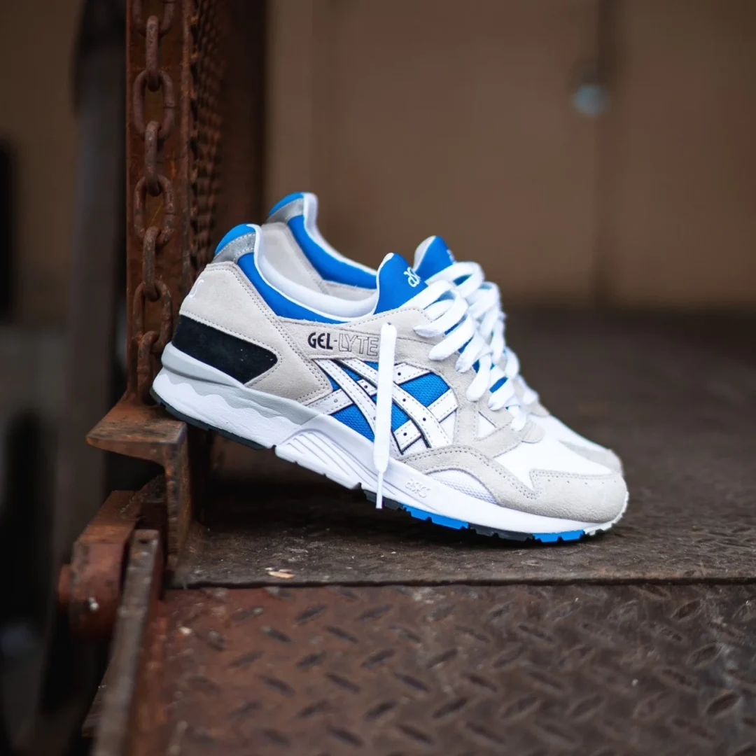 海外発売！ASICS GEL-LYTE V “WHITE/ELECTRIC BLUE” (アシックス ゲルライト 5)