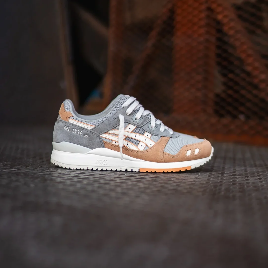 海外発売！ASICS GEL-LYTE 3 “WHITE SAGE/CREAM” (アシックス ゲルライト 3)