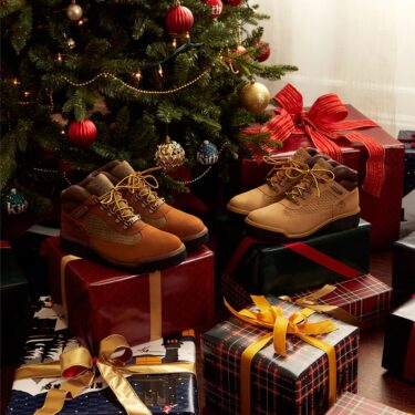 【12/9 発売】KITH × Ronnie Fieg for Timberland Field Boot “Kithmas 2023” (キス ティンバーランド フィールドブーツ “キスマス”)