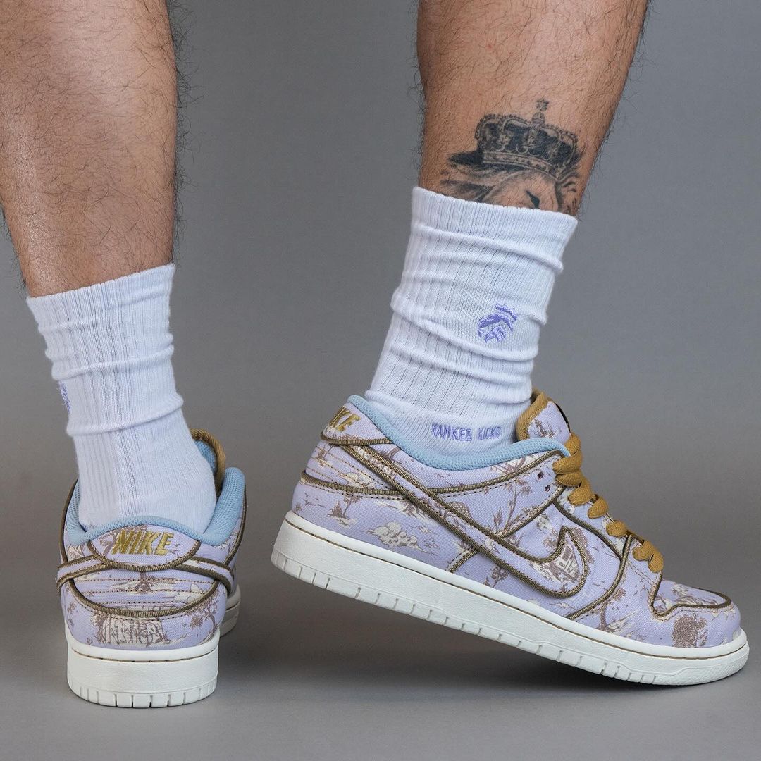 【2024年 5/17 発売】NIKE SB DUNK LOW PRO PREMIUM “Football Grey/Coconut Milk” (ナイキ エスビー ダンク ロー プロ プレミアム “フットボールグレー/ココナッツミルク”) [FN5880-001]