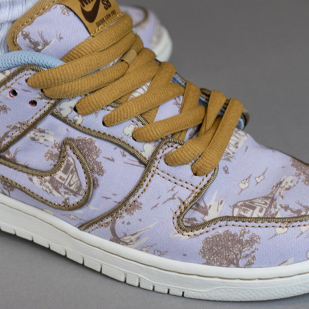 【2024年 5/17 発売】NIKE SB DUNK LOW PRO PREMIUM “Football Grey/Coconut Milk” (ナイキ エスビー ダンク ロー プロ プレミアム “フットボールグレー/ココナッツミルク”) [FN5880-001]