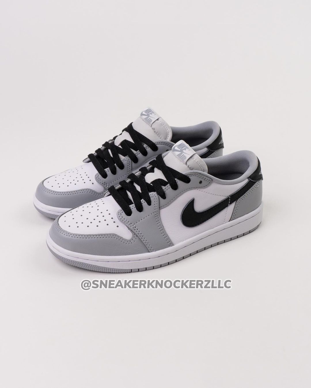 【国内 2024年 8/24 発売】ナイキ エア ジョーダン 1 ロー OG “バロンズ/ウルフグレー” (NIKE AIR JORDAN 1 LOW OG “Barons/Wolf Grey”) [CZ0790-110]