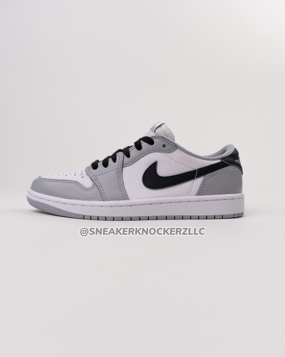 【国内 2024年 8/24 発売】ナイキ エア ジョーダン 1 ロー OG “バロンズ/ウルフグレー” (NIKE AIR JORDAN 1 LOW OG “Barons/Wolf Grey”) [CZ0790-110]