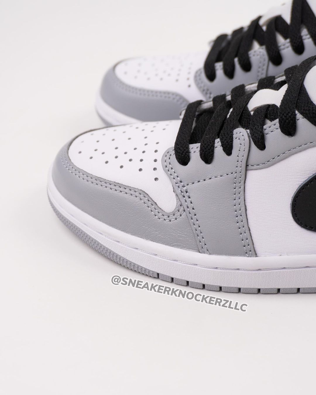 【2024年 7/13 発売予定】ナイキ エア ジョーダン 1 ロー OG “バロンズ/ウルフグレー” (NIKE AIR JORDAN 1 LOW OG “Barons/Wolf Grey”) [CZ0790-110]