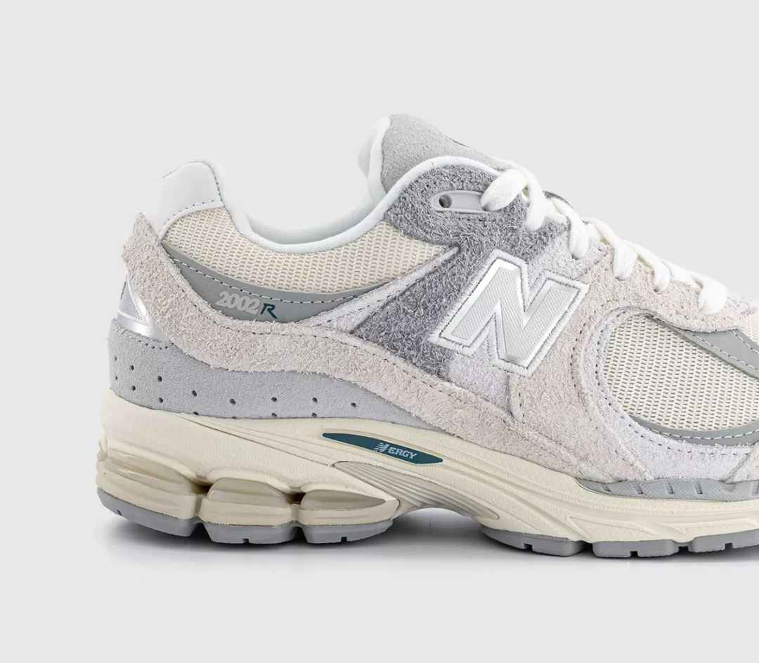 【国内 1/17 発売】New Balance M2002 REK “Off White/Cream/Grey” (ニューバランス) [M2002REK]