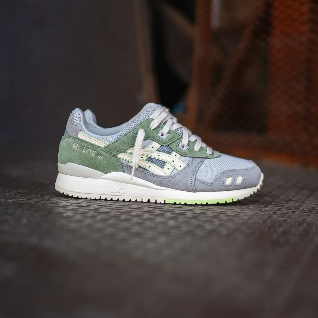 海外発売！ASICS GEL-LYTE 3 “GLACIER GREY/CREAM” (アシックス ゲルライト 3)