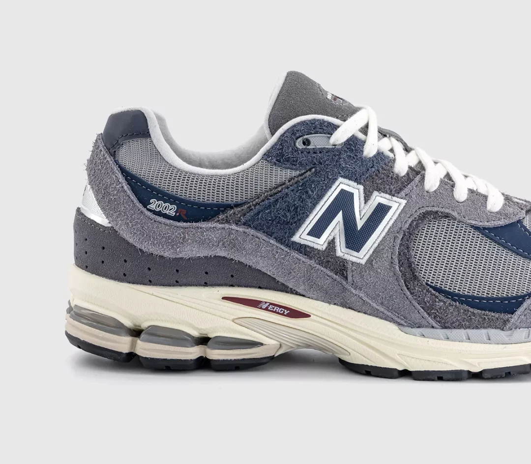 【国内 1/17 発売】New Balance M2002 REL “Grey/Black/Off white” (ニューバランス) [M2002REL]