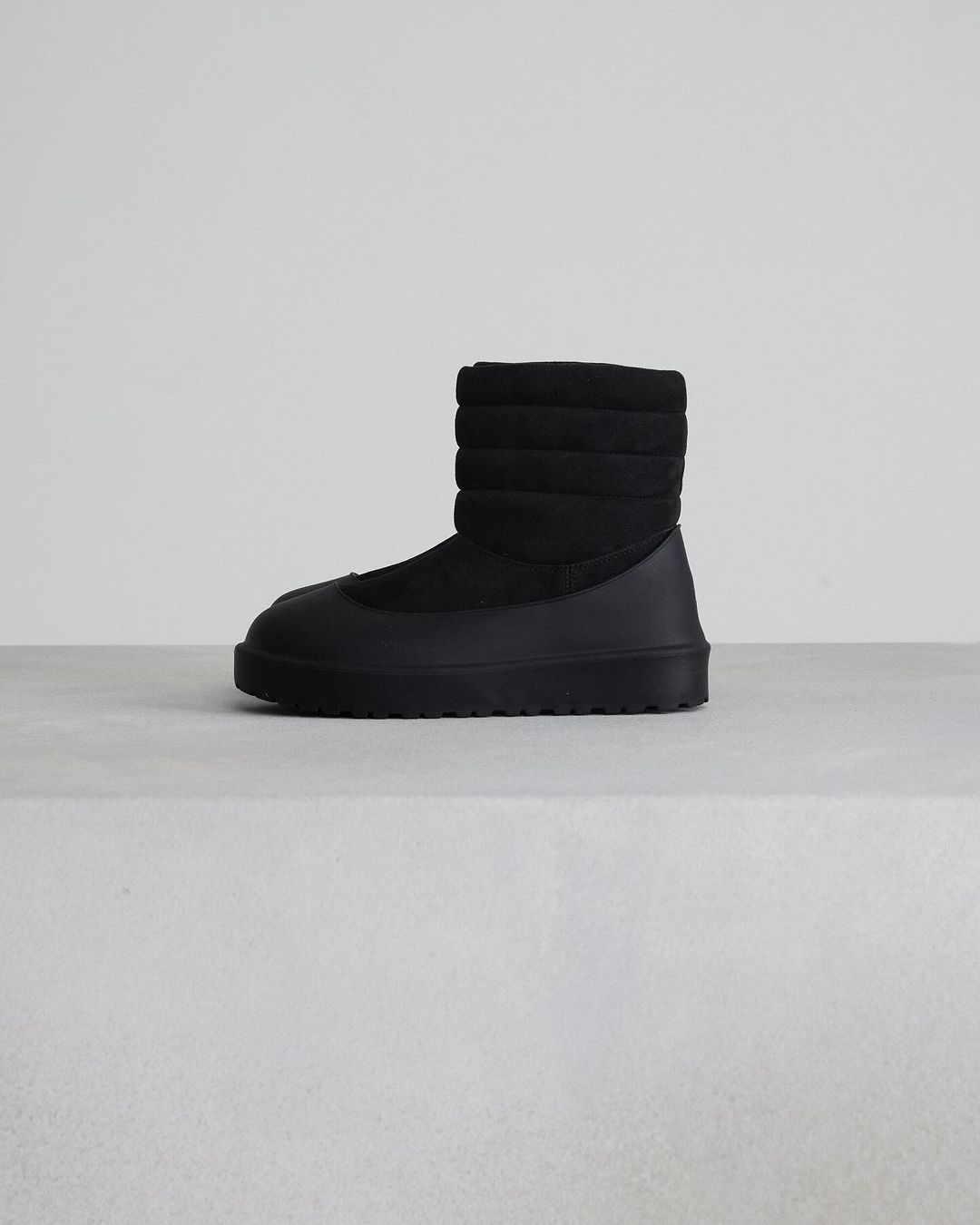 UGG × STAMPD Classic Pull Onが12/16 発売 (アグ スタンプド “クラシック プル オン”)