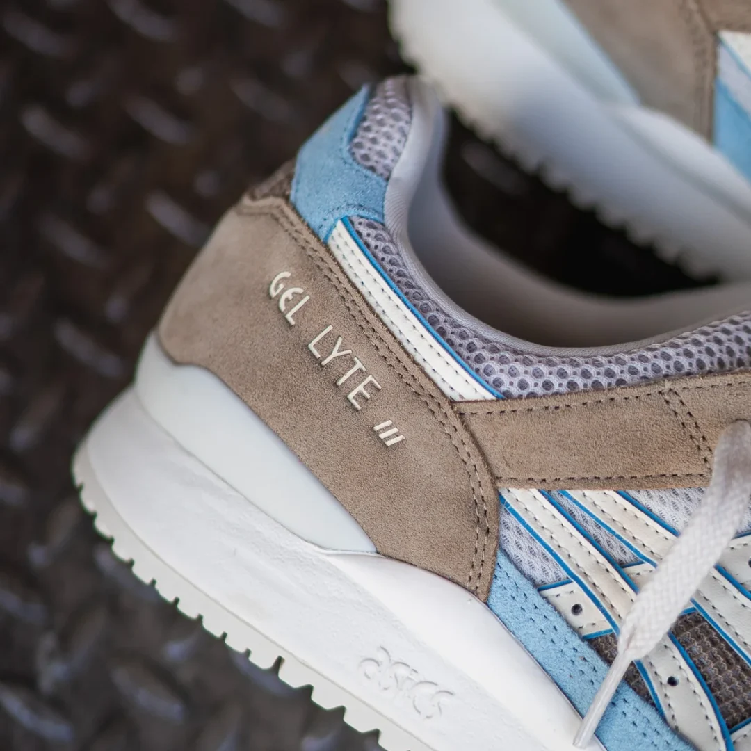 海外発売！ASICS GEL-LYTE 3 “SMOKE GREY/CREAM” (アシックス ゲルライト 3)