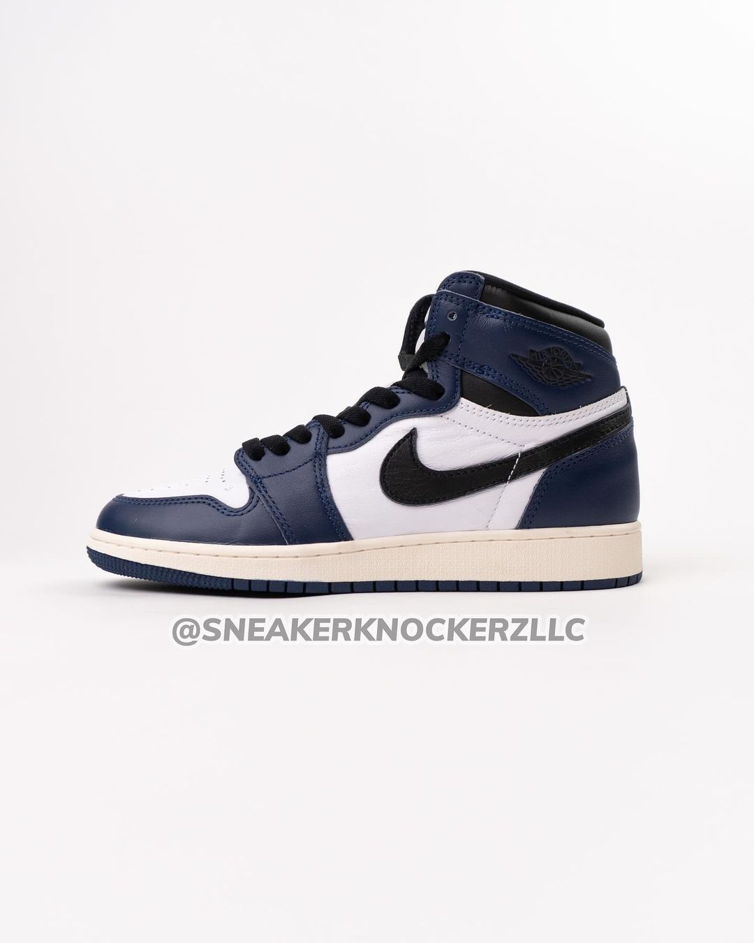 【2024年 9/14 発売】ナイキ エア ジョーダン 1 レトロ ハイ OG “ミッドナイトネイビー” (NIKE AIR JORDAN 1 RETRO HIGH OG “Midnight Navy”) [DZ5485-401]