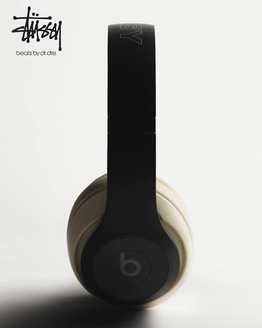 12/15 発売！STUSSY × Beats by Dre 最新コラボ ワイヤレスヘッドホン「Beats Studio Pro」 (ステューシー ビーツバイドレー)