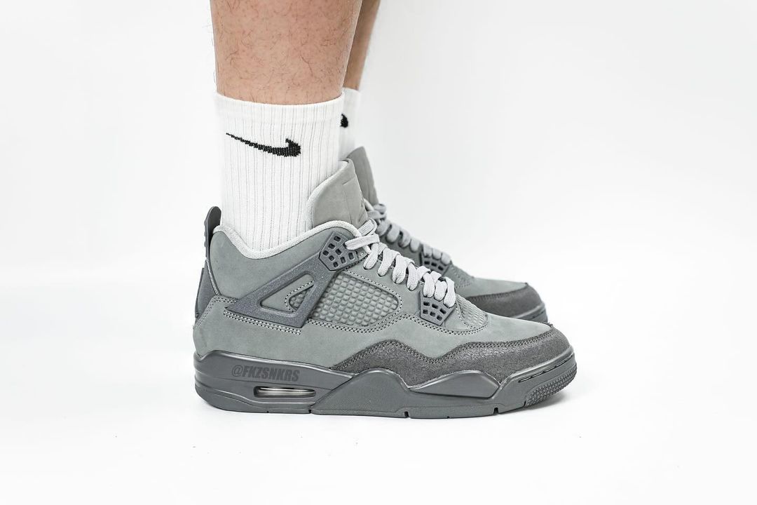 【国内 2024年 7/27 発売予定】ナイキ エア ジョーダン 4 レトロ SE “パリ/スモークグレー” (NIKE AIR JORDAN 4 RETRO SE “Paris/Smoke Grey”) [FQ7928-001]