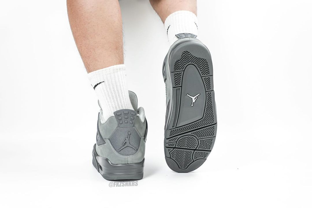 【国内 2024年 7/27 発売予定】ナイキ エア ジョーダン 4 レトロ SE “パリ/スモークグレー” (NIKE AIR JORDAN 4 RETRO SE “Paris/Smoke Grey”) [FQ7928-001]