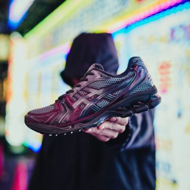 【2024年 1/13 発売】atmos × ASICS GEL-KAYANO 14 “GREY/PURPLE” (アトモス アシックス ゲルカヤノ) [1203A510.020]