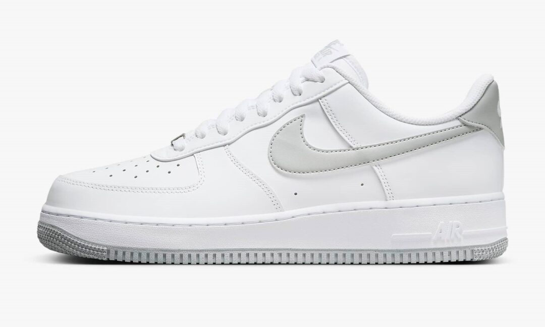 【国内 12/13 発売】ナイキ エア フォース 1 ロー “ホワイト/ライトスモークグレー” (NIKE AIR FORCE 1 LOW “White/Light Smoke Grey”) [FJ4146-100]