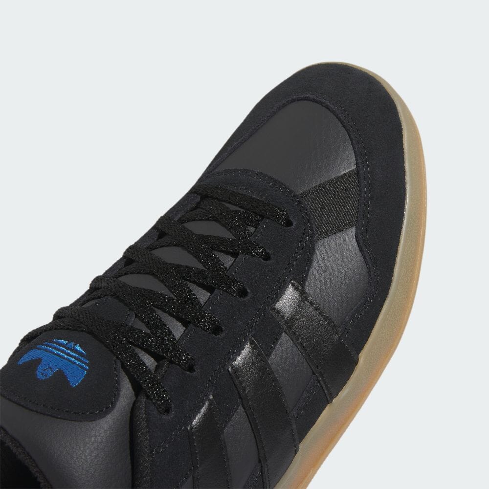 マーク・ゴンザレス × アディダス オリジナルス アロハ スーパー “コアブラック/カーボン/ブルーバード” (MARK GONZALES adidas Originals ALOHA SUPER “Core Black/Carbon/Bluebird”) [IE0656]