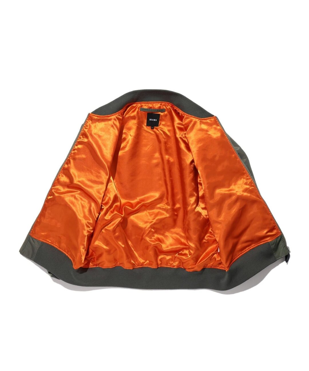 BEAMSからクレイジーパターン仕様のMA-1タイプフライトジャケットが1月下旬発売 (ビームス)
