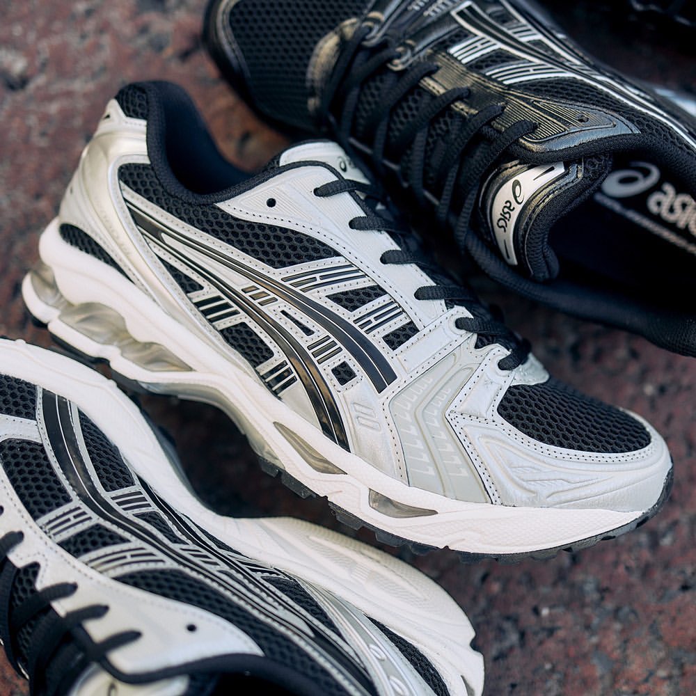 【2024年 3/28 発売】ASICS GEL-KAYANO 14 “BLACK/SEAL GREY” (アシックス ゲルカヤノ 14) [1201A019.005]